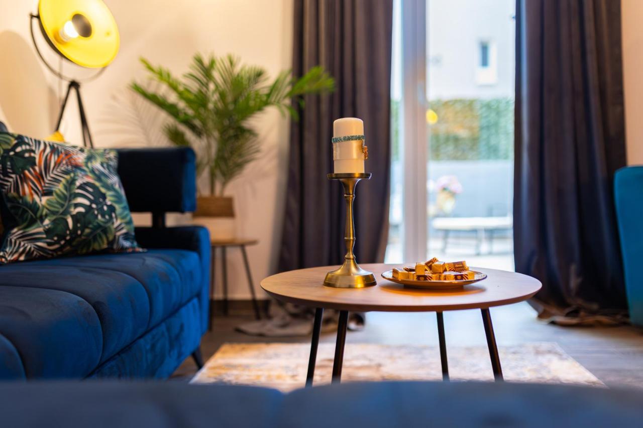 Oasis Luxury Apartment With Terrarce And Jacuzzi Split Zewnętrze zdjęcie