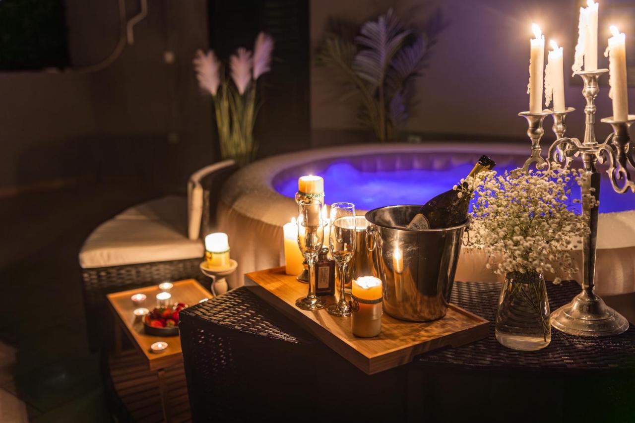 Oasis Luxury Apartment With Terrarce And Jacuzzi Split Zewnętrze zdjęcie