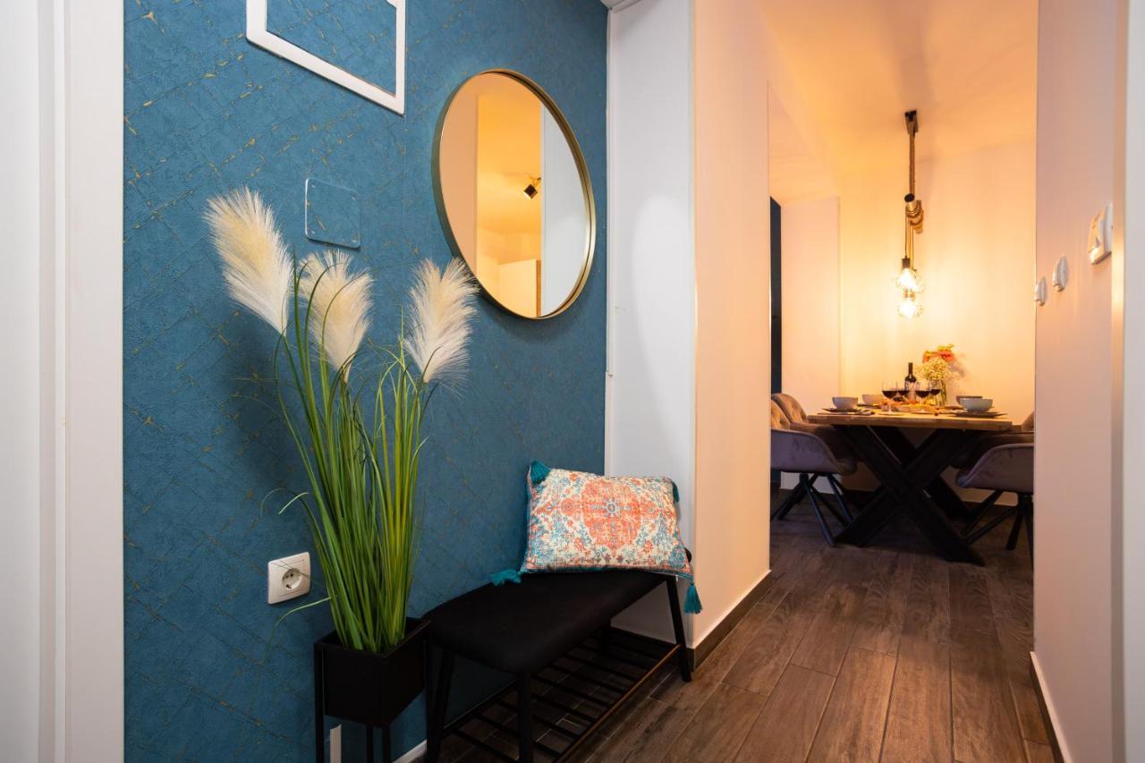 Oasis Luxury Apartment With Terrarce And Jacuzzi Split Zewnętrze zdjęcie